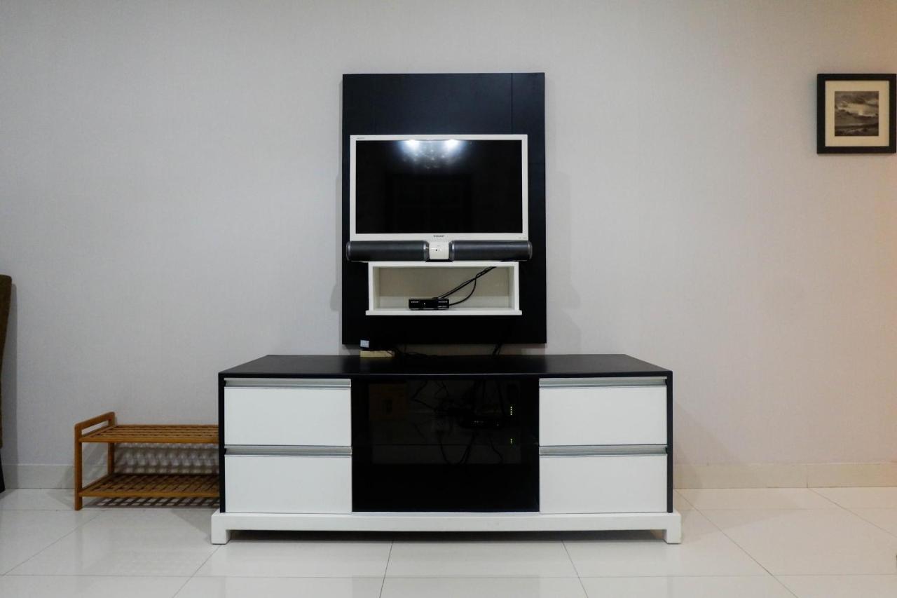 Strategic 2Br Apartment At Trillium Residence By Travelio سورابايا المظهر الخارجي الصورة